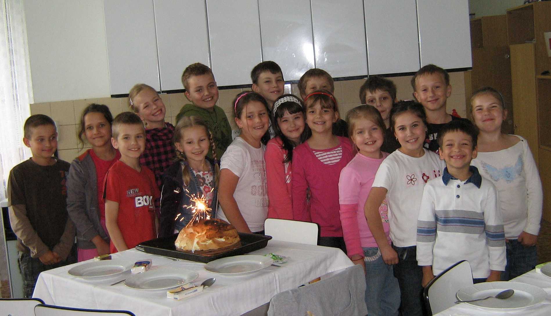 pečenie torty 2.jpg