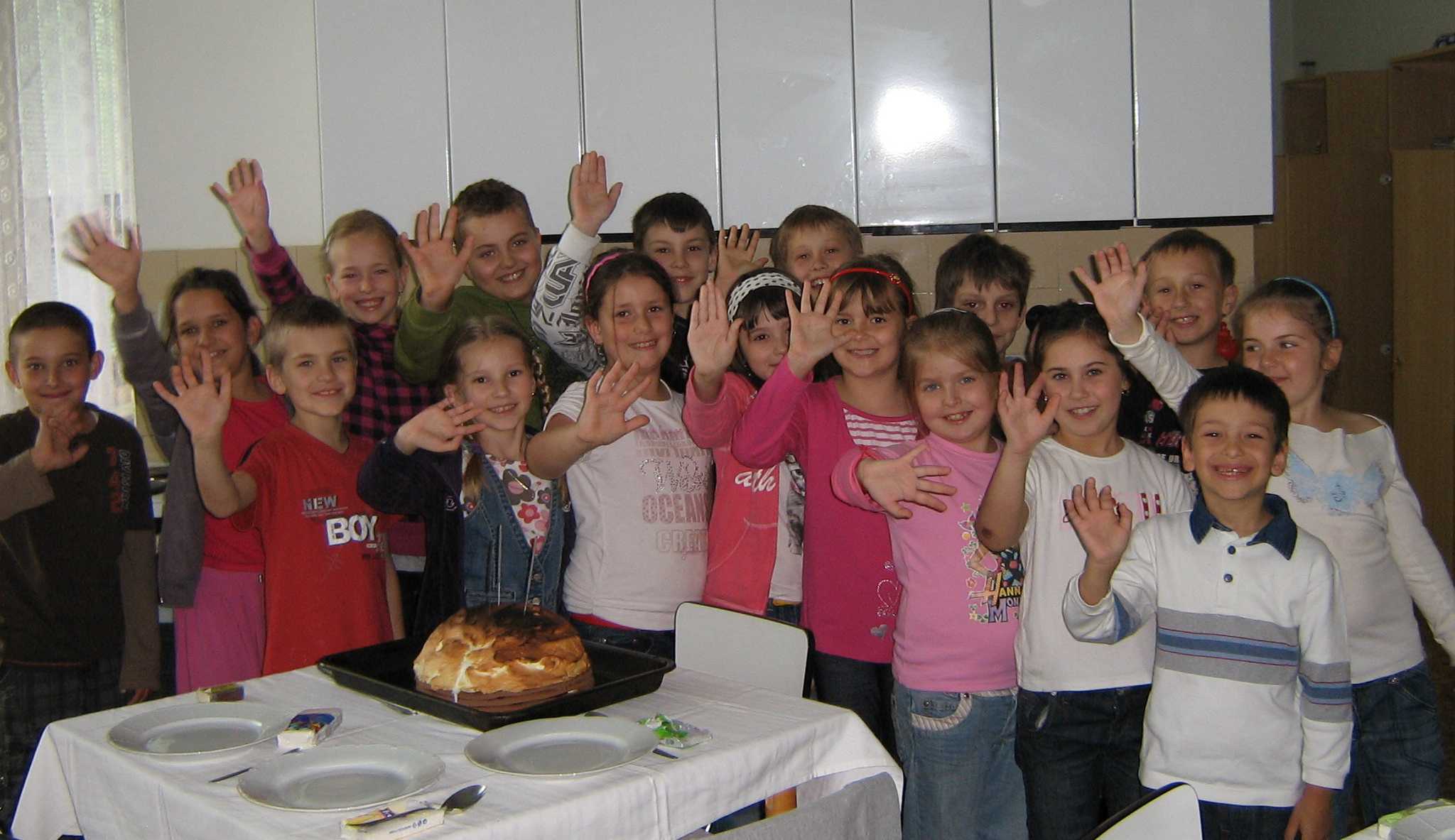 pečenie torty 3.jpg